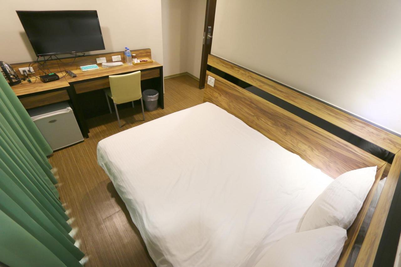 鼎立安商務旅館 Dinglian Hotel 융캉 외부 사진