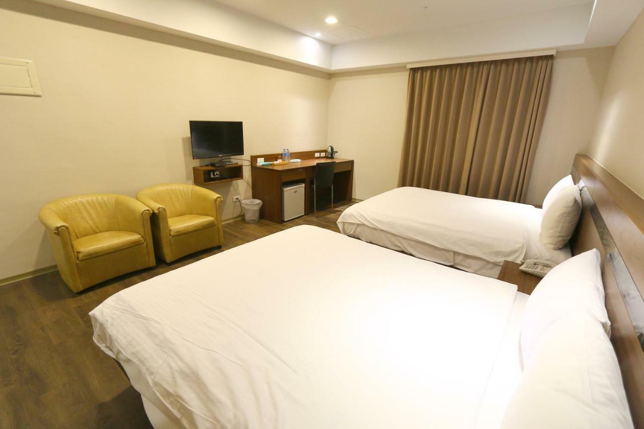 鼎立安商務旅館 Dinglian Hotel 융캉 외부 사진